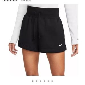 Nike Women's Sportswear Phoenix Fleece High Rise Shorts